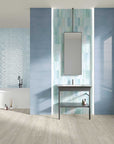 Ambiente con piastrelle decorate in bicottura "Decoro multicolor" della MGM, da 25x60cm della serie Calipso
