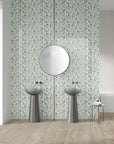 Ambiente con piastrelle decorate in bicottura della MGM, da 25x60cm della serie Calipso