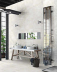 Ambiente con piastrelle effetto cemento in gres porcellanato della MGM, da 30x60cm della serie Industrial