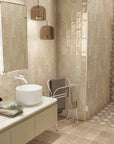 Bagno con piastrelle Spagnole in bicottura della Mainzu, della serie Cinque Terre, colore Cream