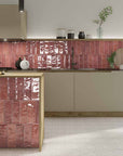 Bagno con piastrelle Spagnole in bicottura della Mainzu, della serie Cinque Terre, colore Rosso Carmine