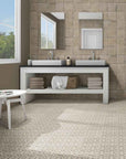 SPA con piastrelle Spagnole in gres porcellanato della Mainzu, della serie Norland di colore Beige