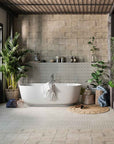 Bagno con piastrelle Spagnole in gres porcellanato della Mainzu, della serie Norland di colore Beige