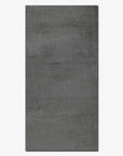 Piastrella effetto cemento in gres porcellanato della MGM, da 30x60cm della serie Industrial, colore Black