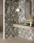 Bagno con piastrelle in gres porcellanato da 60x120cm Queen Elisabeth QST040 della Cotto Petrus