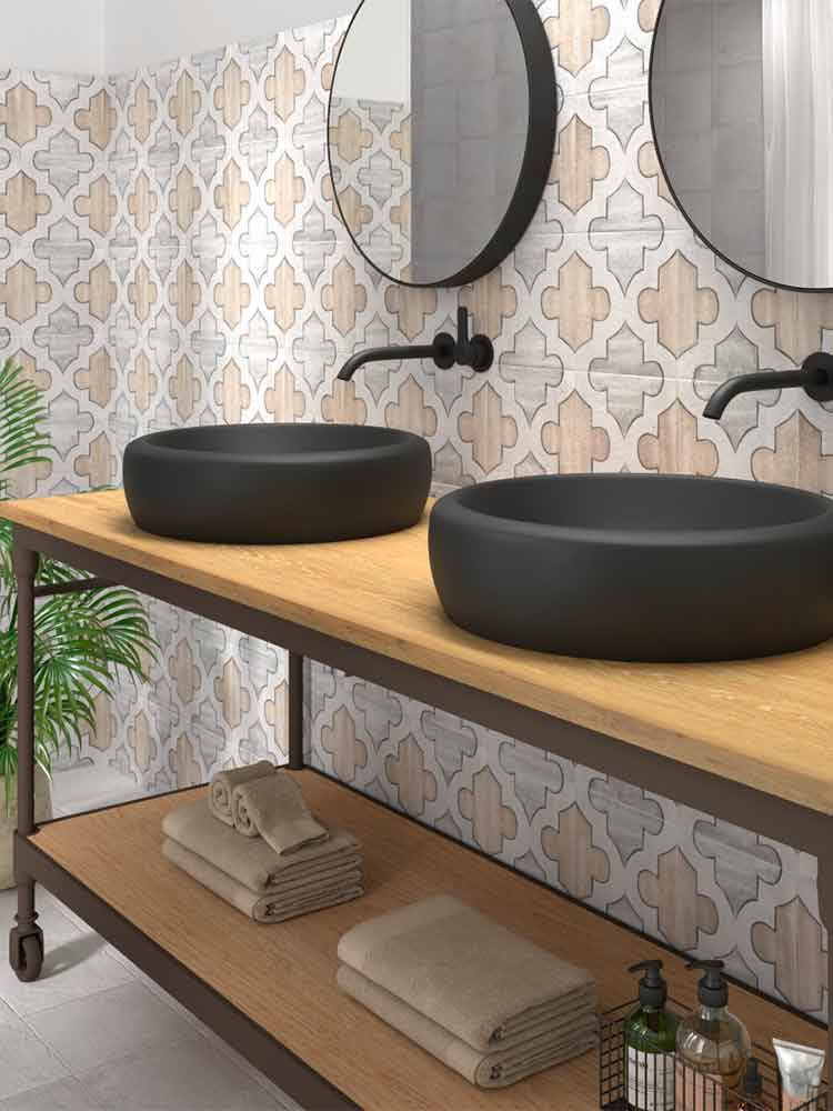  Bagno con piastrelle Spagnole in gres porcellanato della Mainzu, della serie Carino, di colore Deco Picchi Carini
