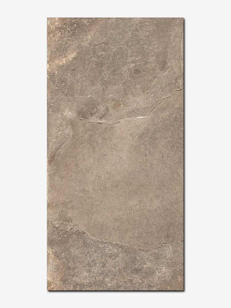 Piastrella effetto pietra in gres porcellanato della Ceramica Rondine, da 30x60cm serie Ardesie, colore Taupe