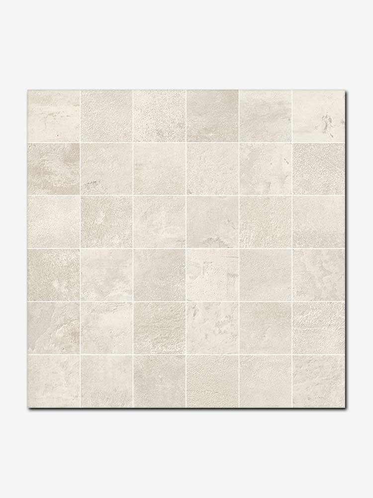 Mosaico in gres porcellanato da 30x30cm, della MGM, colore White